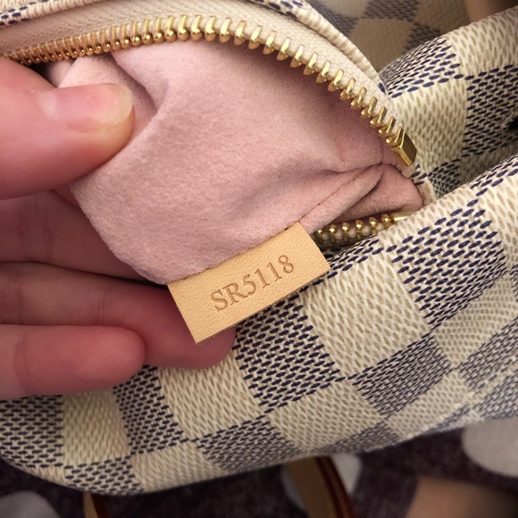 Louis Vuitton Sperone BB - Picture 8 of 16